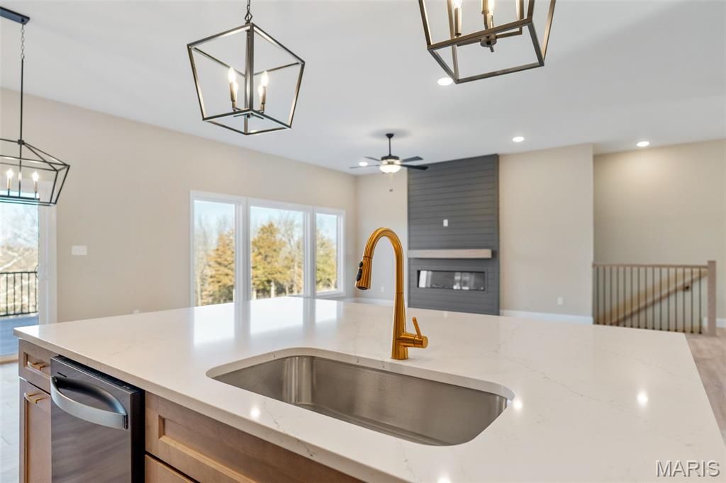 Photo of 115 Fiddler's Close Road #115 STB, Washington, MO 63090 (MLS # 26025322)