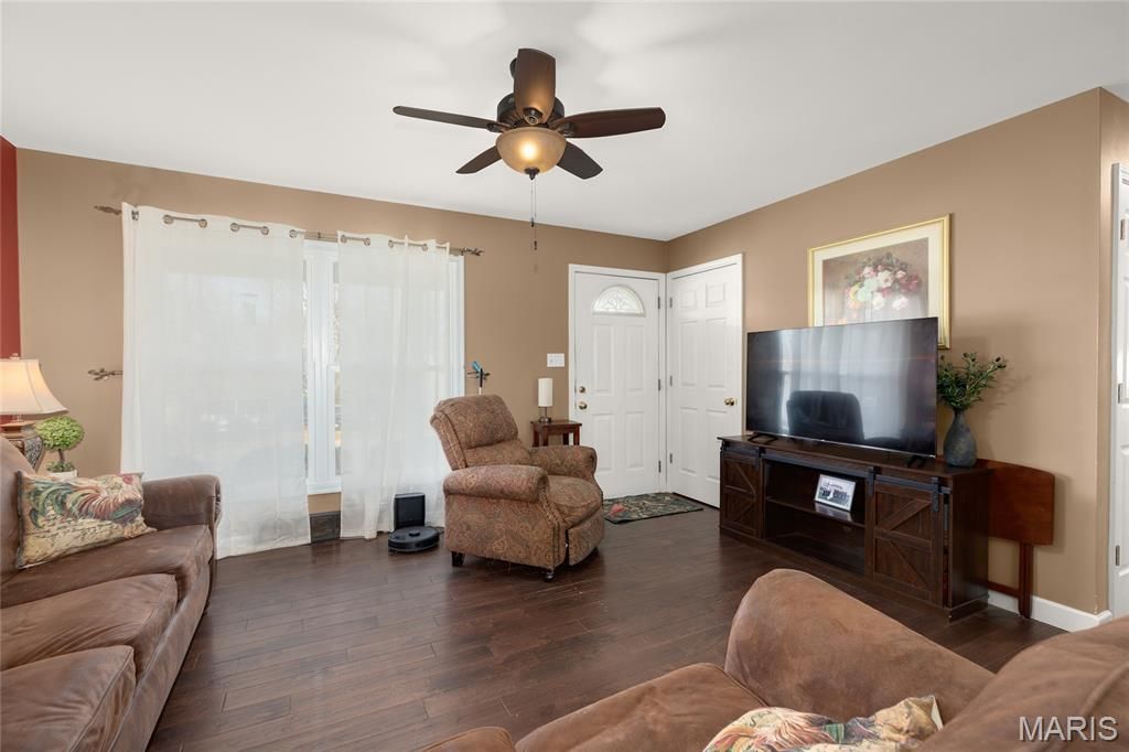 Photo of 402 Wallach Drive, Eureka, MO 63025 (MLS # 25081895)