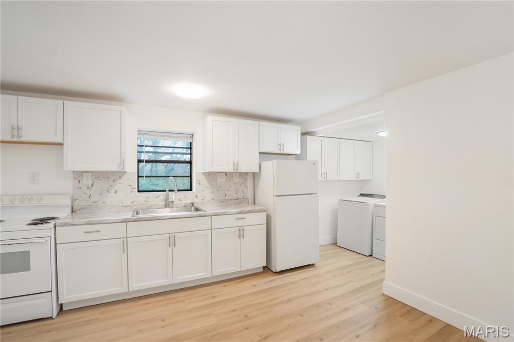 West Walnut Manor - Residential