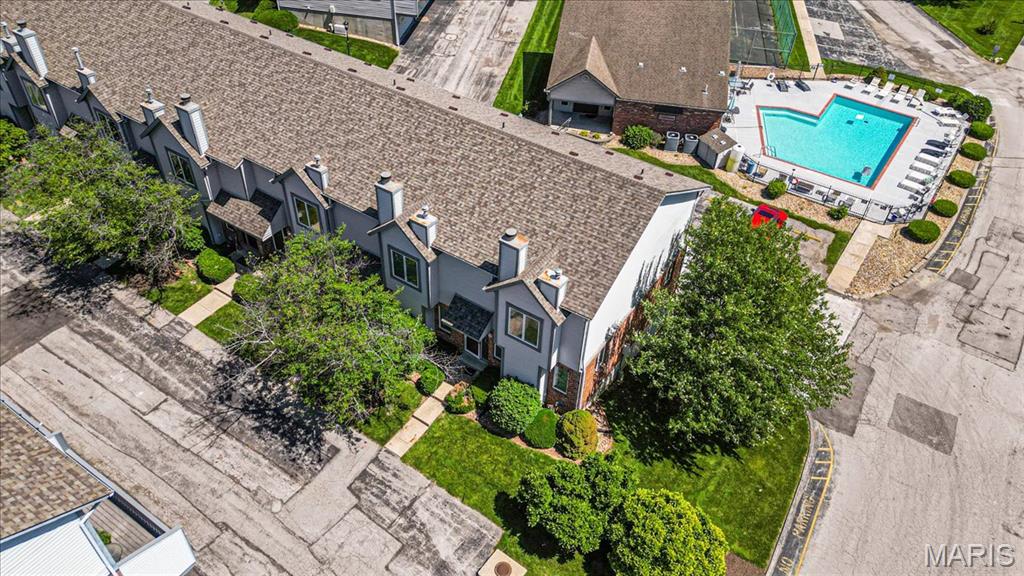 Sherman Meadows Twnhms #4G - Residential