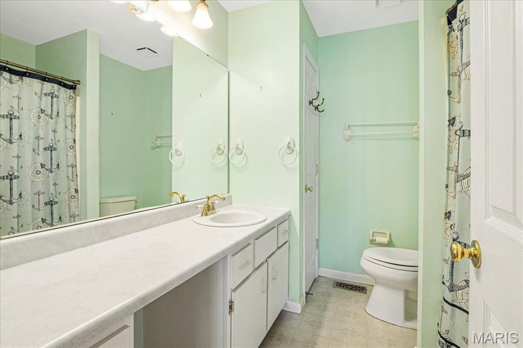 Sherman Meadows Twnhms #4G - Residential