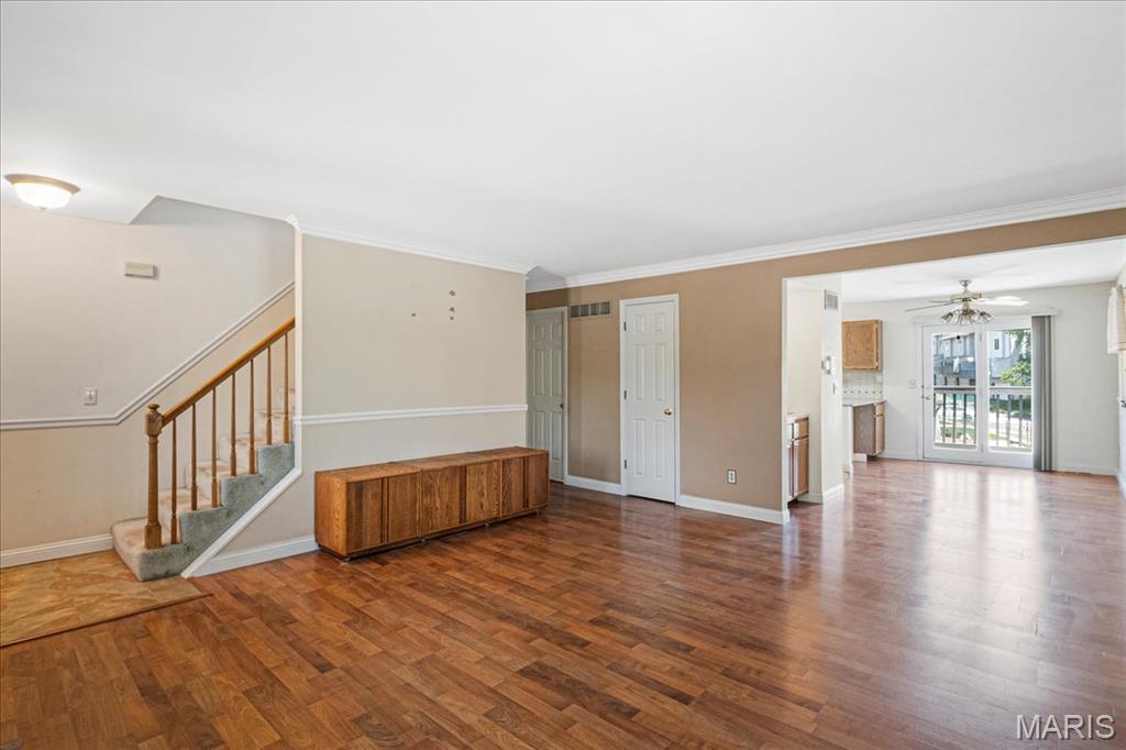 Sherman Meadows Twnhms #4G - Residential