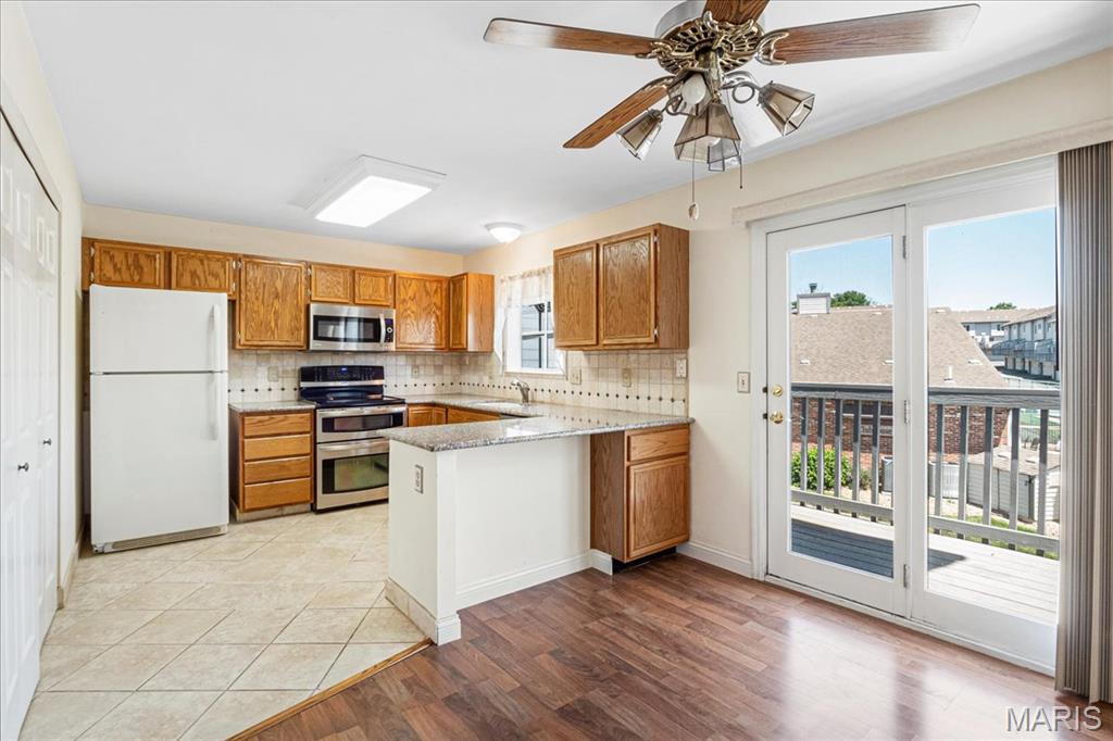 Sherman Meadows Twnhms #4G - Residential