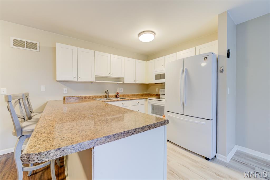 Summer Winds Condos Ph1 Stg7&8 - Residential