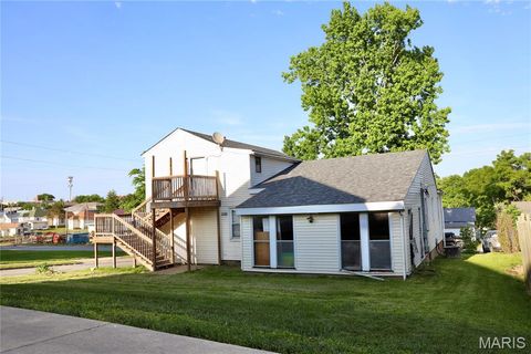 Tiny photo for 207 N Pine Street, Rolla, MO 65401 (MLS # 26030072)