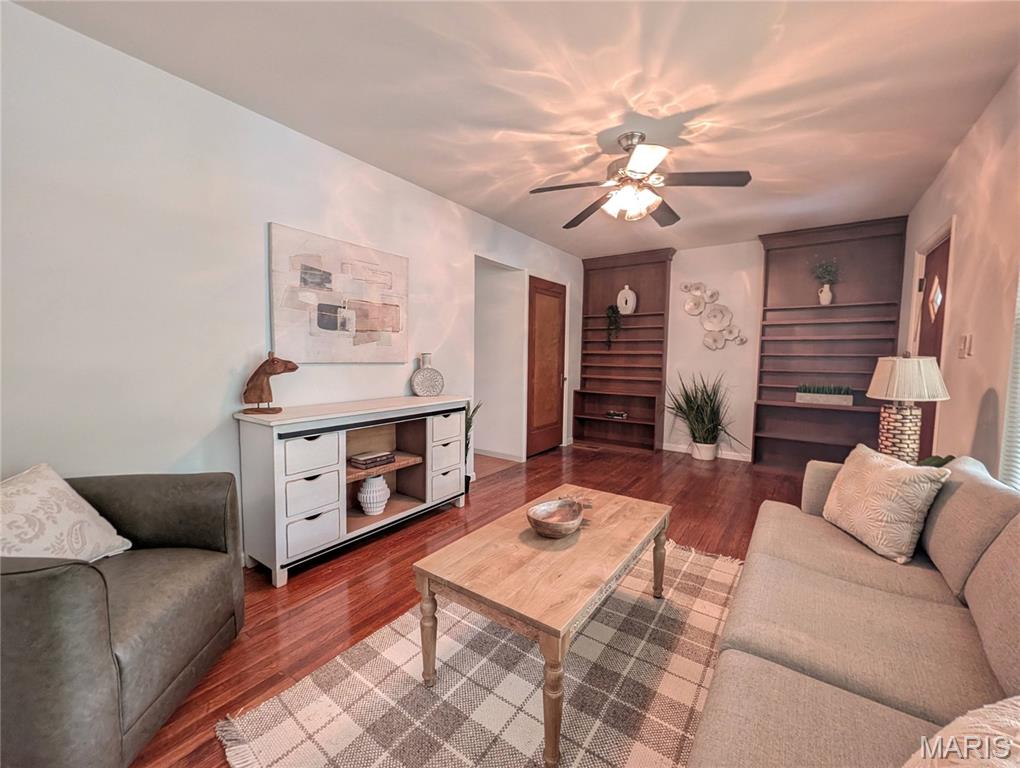 Russell Place - Residential