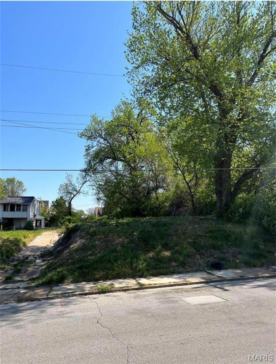 Investors, developers, and visionaries — don’t miss this rare opportunity to own a prime oversized lot in one of St. Louis’s most strategically located neighborhoods! 5937 Julian Avenue offers a massive 50x253 ft. parcel, zoned multi-family, providing endless potential for development or income-producing opportunities. Located just minutes from BJC Hospital, Washington University, the Central West End, and major highways, this property sits in a high-demand rental corridor with strong tenant and resale appeal. Whether you're looking to build and hold, flip, or add to your rental portfolio, this is the kind of rare lot that combines size, zoning, and location — all in one unbeatable package. This won’t last long!!!