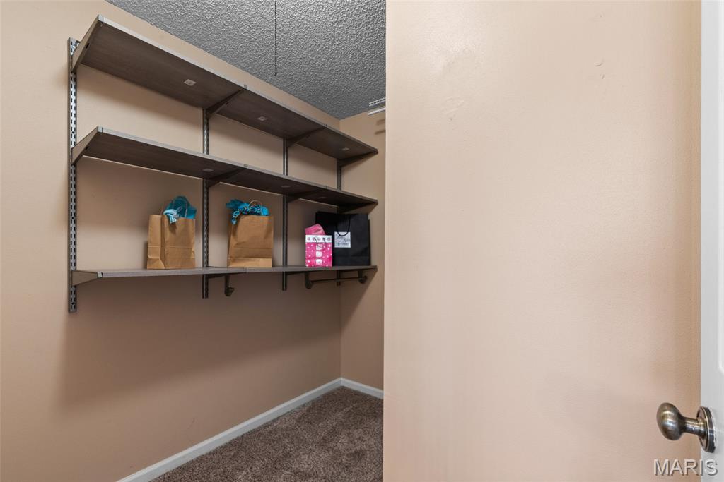 Brentwood Forest Condo Ph Eight - Residential