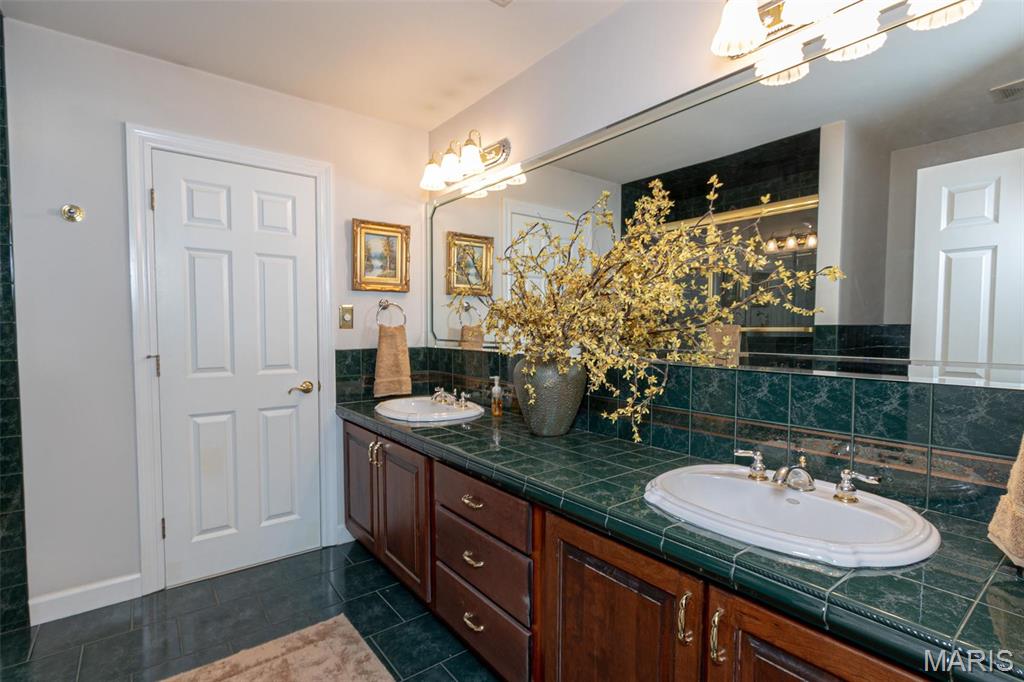 Tacke Tr - Residential