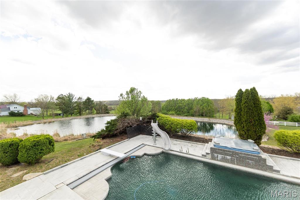 Emerald Hills - Residential