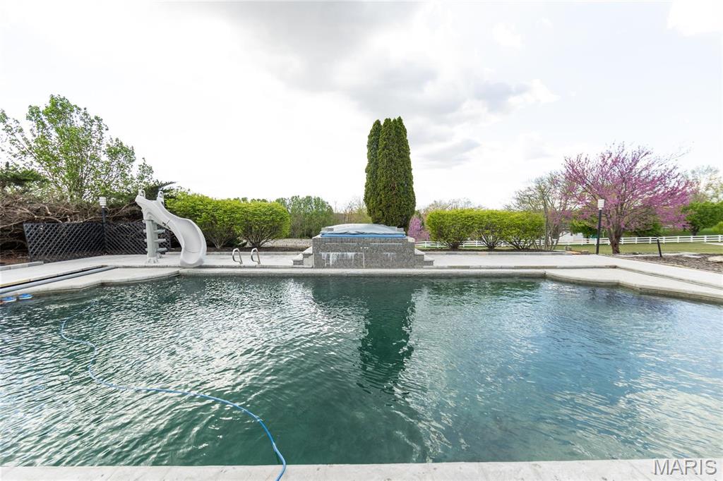 Emerald Hills - Residential