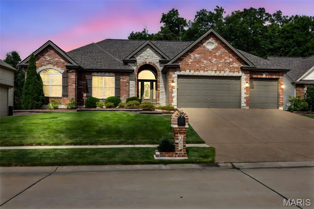 306 Highland Meadows Court