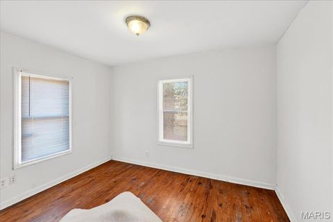 Tiny photo for 342 Alsobrook Street, Kirkwood, MO 63122 (MLS # 25080398)