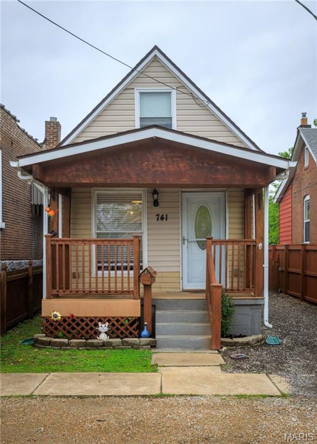 Photo of 741 Regina Avenue, St Louis, MO 63125 (MLS # 26025958)
