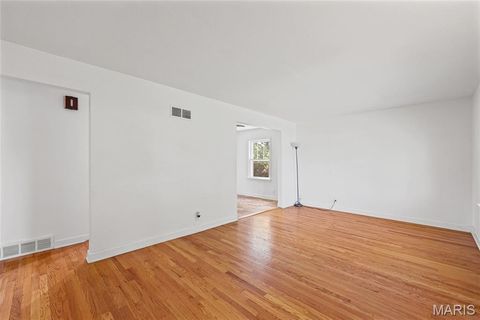Tiny photo for 9826 Lullaby Lane, St Louis, MO 63114 (MLS # 26029706)