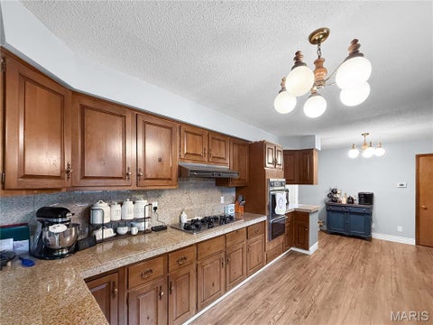 Tiny photo for 15541 Business Highway 61, Bowling Green, MO 63334 (MLS # 26034994)