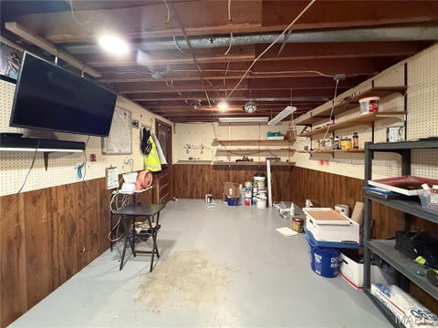 Tiny photo for 15541 Business Highway 61, Bowling Green, MO 63334 (MLS # 26034994)