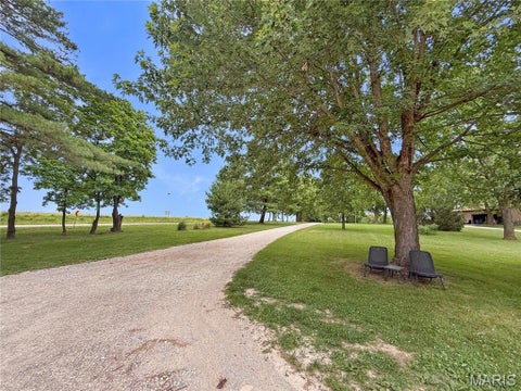 Tiny photo for 15541 Business Highway 61, Bowling Green, MO 63334 (MLS # 26034994)