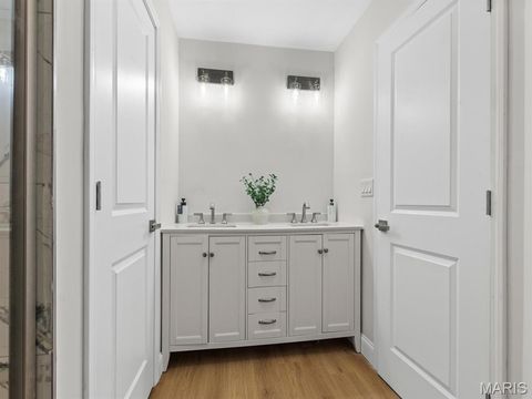 Tiny photo for 526 Sarah Lane #41, Creve Coeur, MO 63141 (MLS # 26003233)