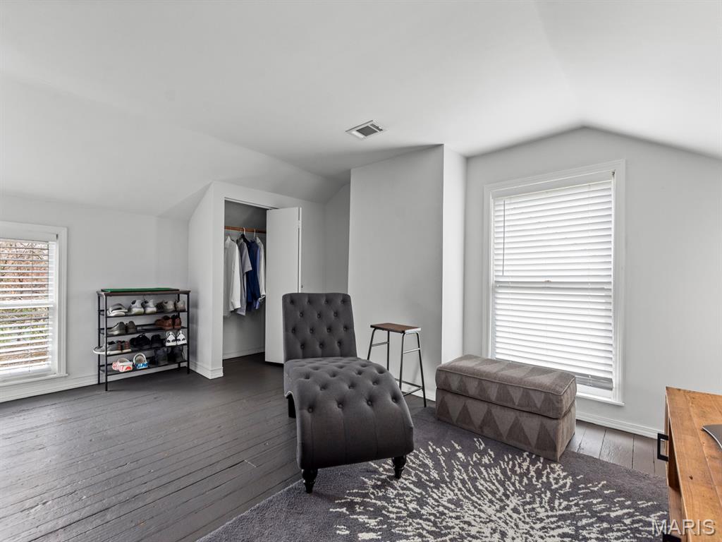 St Louis, Missouri 63119, United States, 2 Bedrooms Bedrooms, ,2 BathroomsBathrooms,Residential,Coming Soon,245172