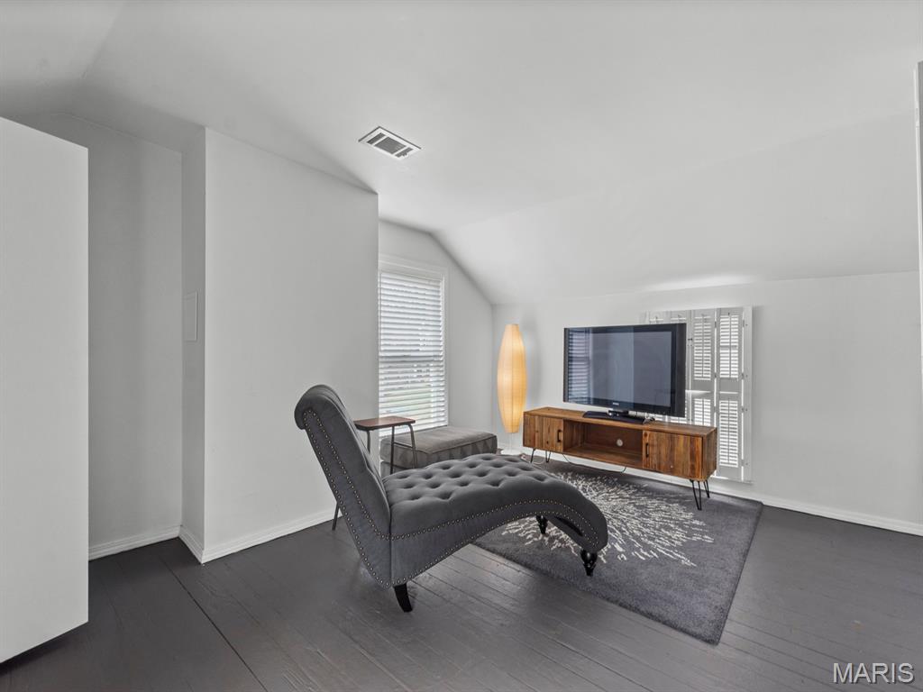 St Louis, Missouri 63119, United States, 2 Bedrooms Bedrooms, ,2 BathroomsBathrooms,Residential,Coming Soon,245172