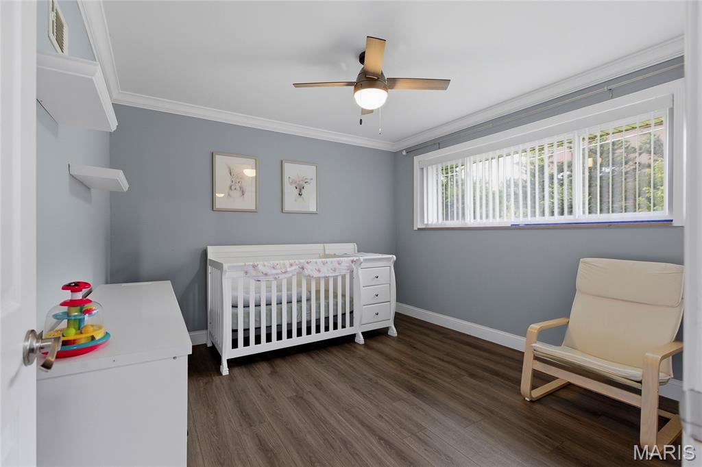 Oakwood Manor - Residential