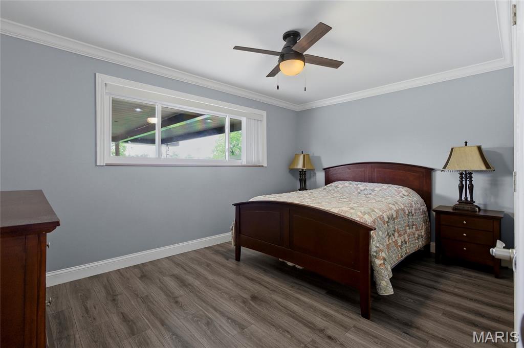 Oakwood Manor - Residential