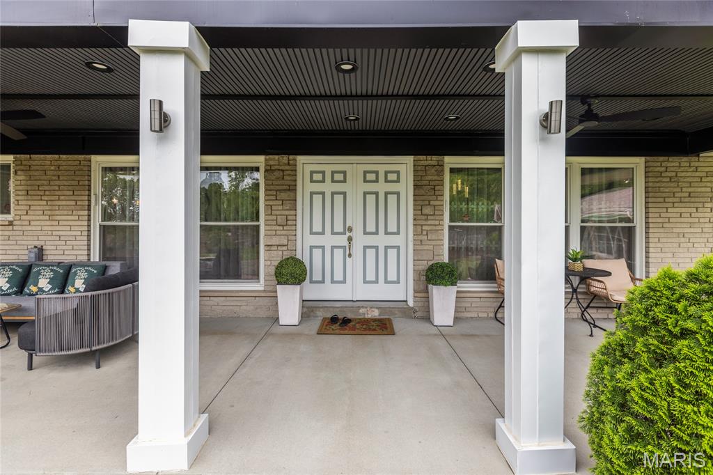 Oakwood Manor - Residential
