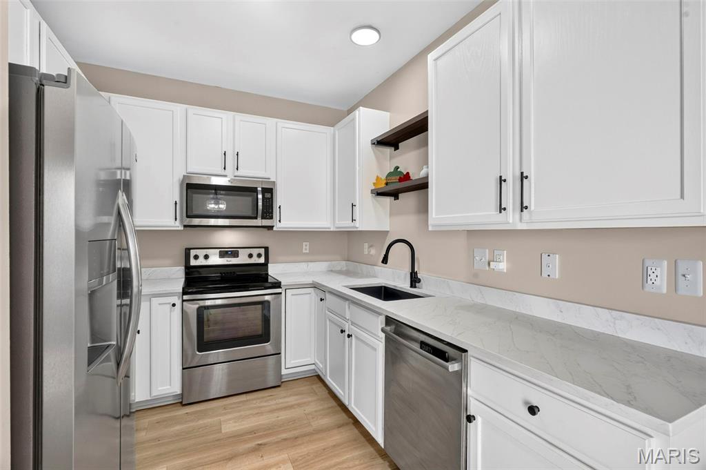 1002 Glengarry Drive