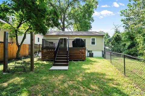 Tiny photo for 837 Greeley Avenue, Webster Groves, MO 63119 (MLS # 26044798)