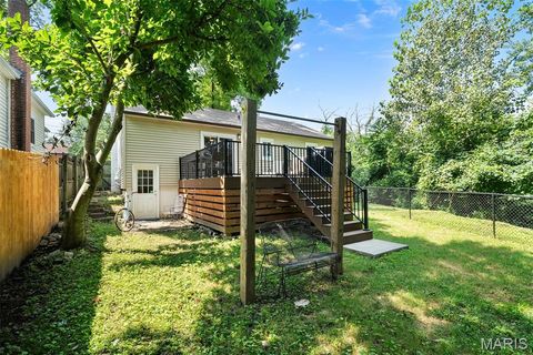 Tiny photo for 837 Greeley Avenue, Webster Groves, MO 63119 (MLS # 26044798)