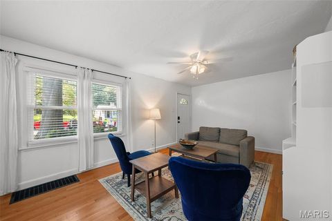 Tiny photo for 837 Greeley Avenue, Webster Groves, MO 63119 (MLS # 26044798)