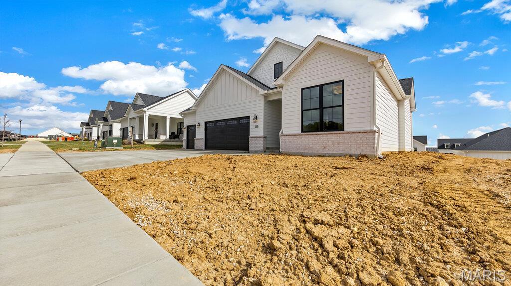 Courtyards at Barathaven - Residential