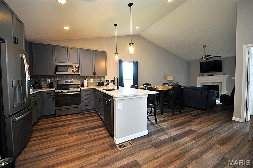 Bear Rdg One - Residential