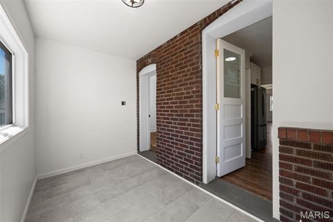 Tiny photo for 5006 Tholozan Avenue, St Louis, MO 63109 (MLS # 26030516)