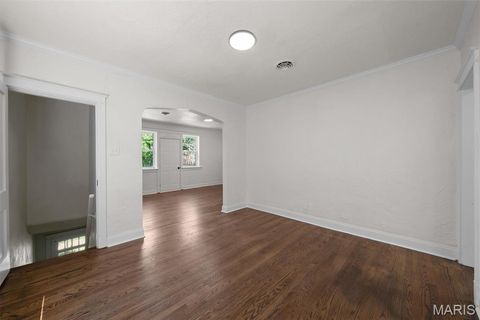 Tiny photo for 5006 Tholozan Avenue, St Louis, MO 63109 (MLS # 26030516)