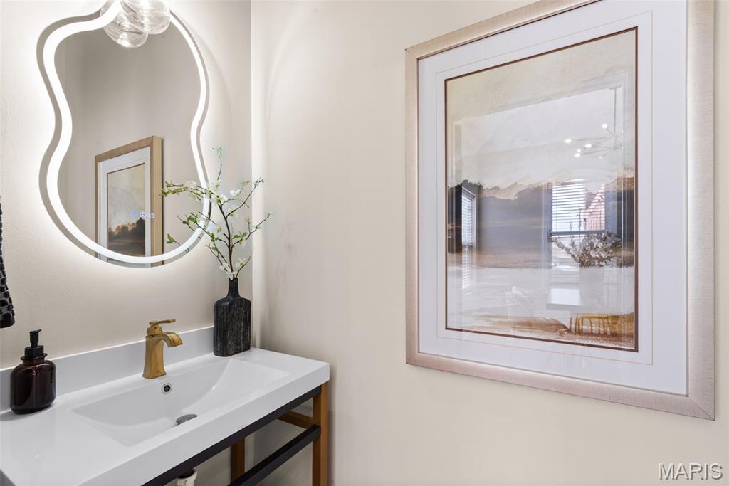 Lafayette Walk Condo Association - Residential