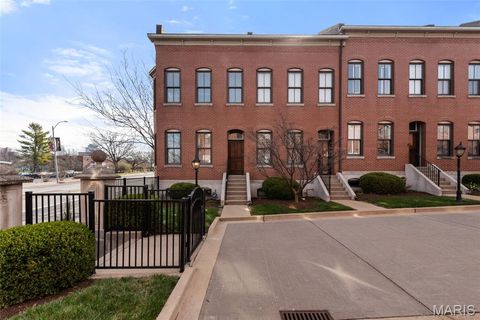 Tiny photo for 1005 Mississippi Ave #A, St Louis, MO 63104 (MLS # 26017249)