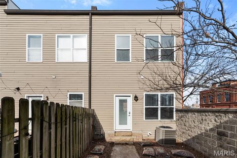 Tiny photo for 1005 Mississippi Ave #A, St Louis, MO 63104 (MLS # 26017249)
