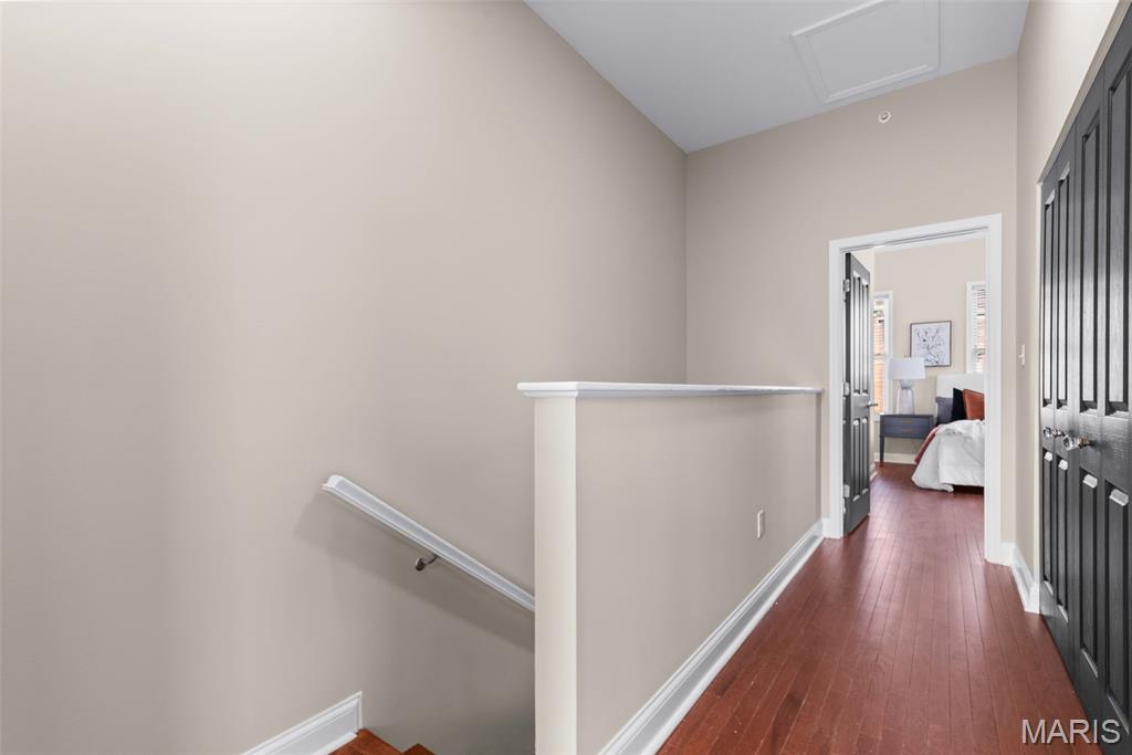 Lafayette Walk Condo Association - Residential