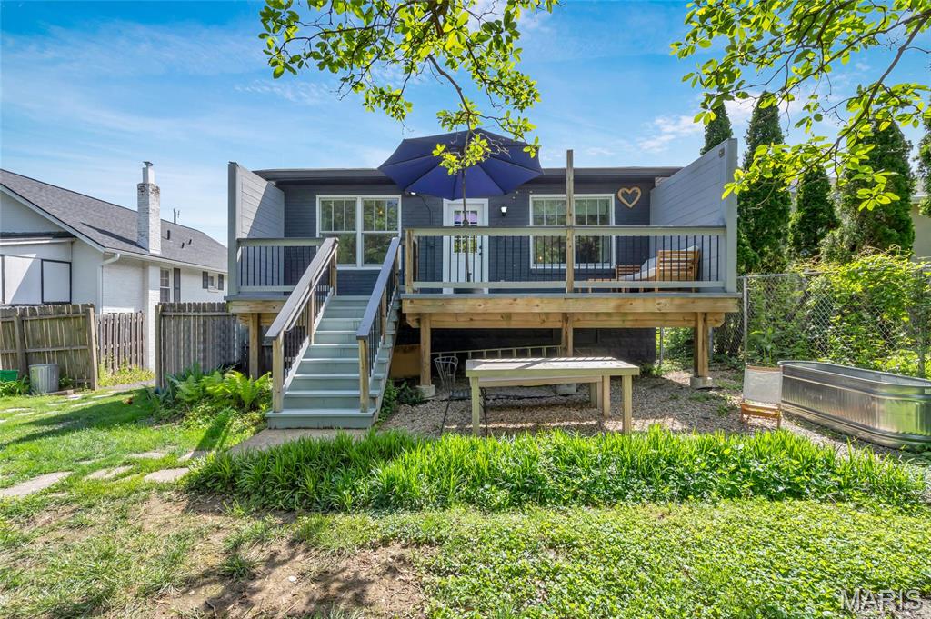 St Louis, Missouri 63122, United States, 2 Bedrooms Bedrooms, ,1 BathroomBathrooms,Residential,Pending,128829