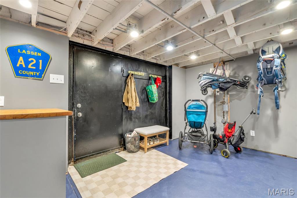 St Louis, Missouri 63122, United States, 2 Bedrooms Bedrooms, ,1 BathroomBathrooms,Residential,Pending,128829