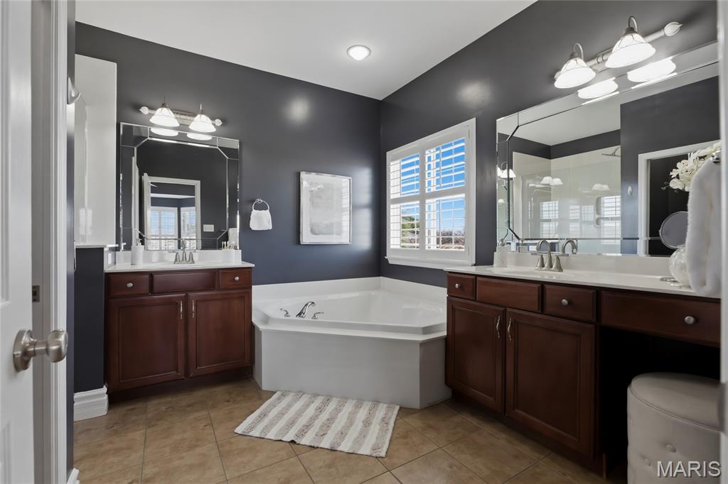 Tapawingo On The Green - Residential