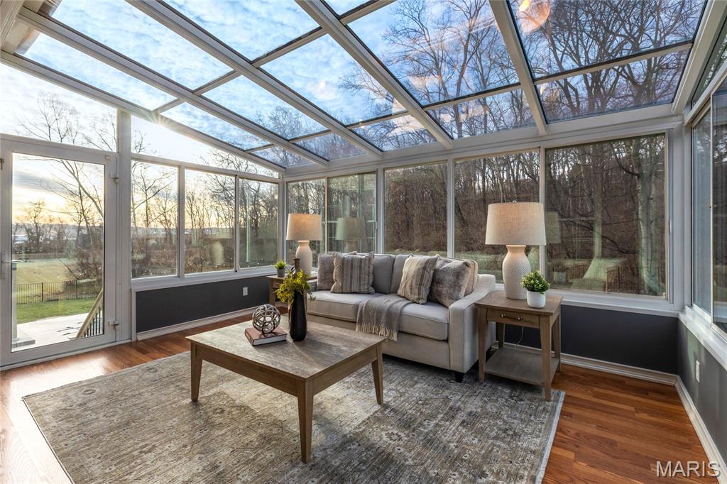 Sunset Farm - Residential