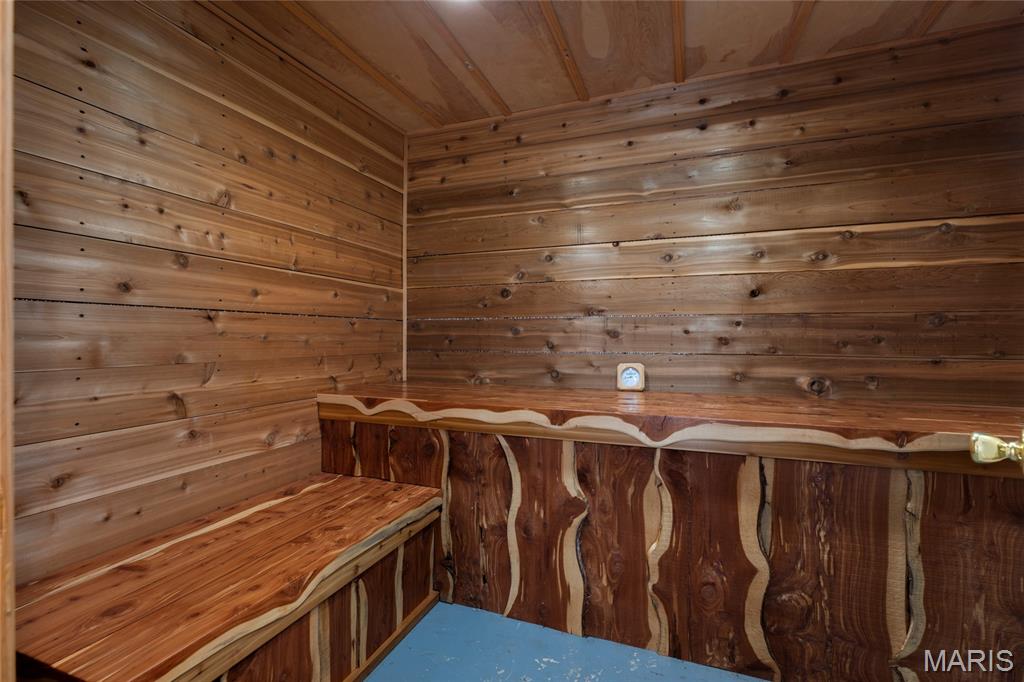 Sunset Farm - Residential