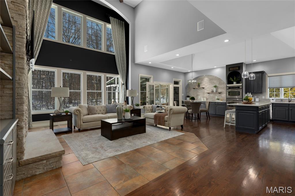 Sunset Farm - Residential