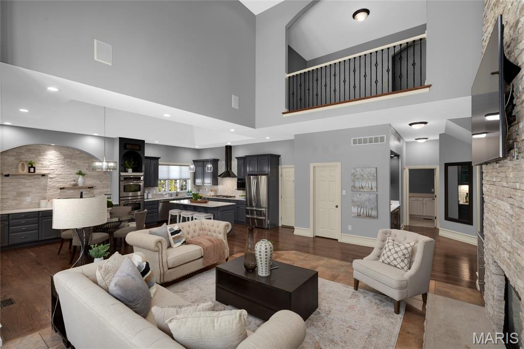 Sunset Farm - Residential