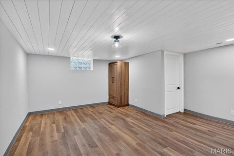 Tiny photo for 6409 Sutherland Avenue, St Louis, MO 63109 (MLS # 26018845)