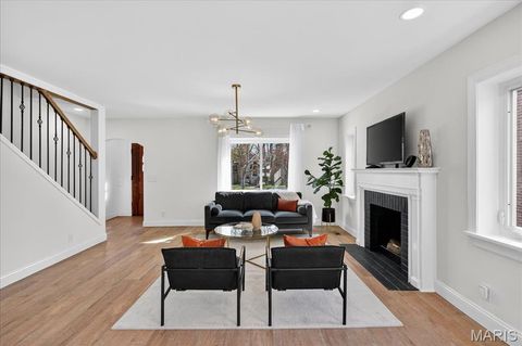 Tiny photo for 6409 Sutherland Avenue, St Louis, MO 63109 (MLS # 26018845)