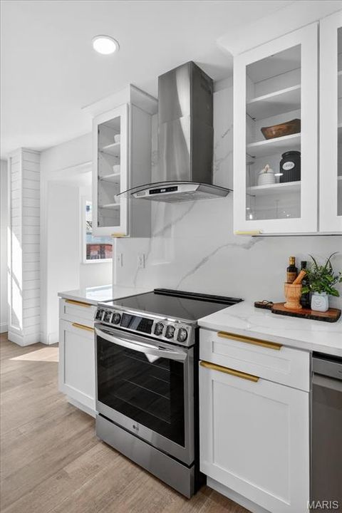 Tiny photo for 6409 Sutherland Avenue, St Louis, MO 63109 (MLS # 26018845)